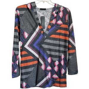 NALLY & MILLIE Hoodie Top in Geometric Pattern